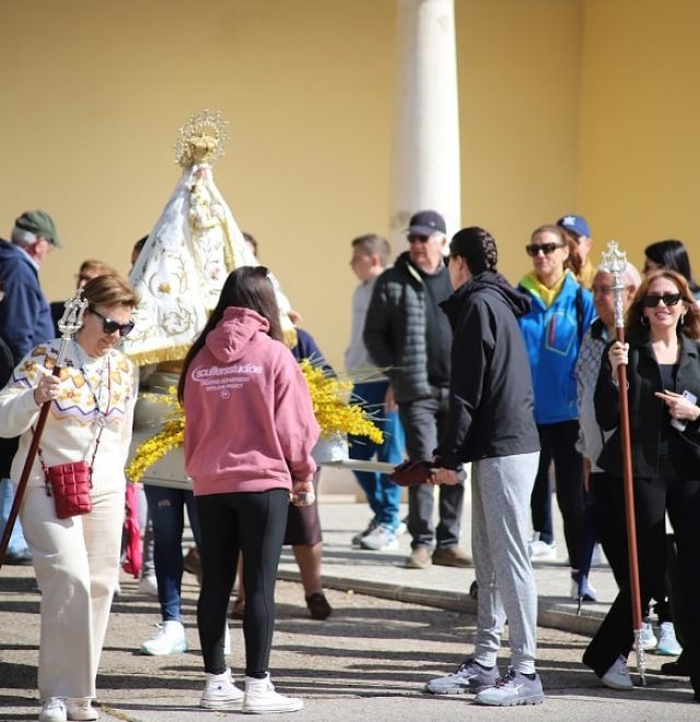salida romeria mayo alarilla (2)