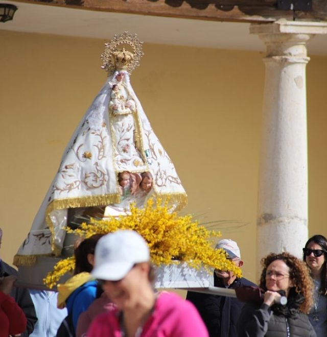 salida romeria mayo alarilla (3)