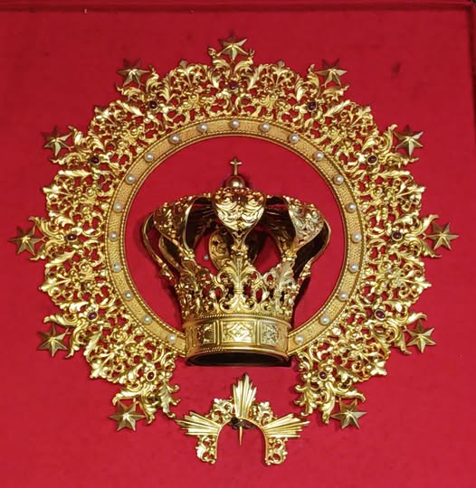 corona restaurada Virgen de Alarilla