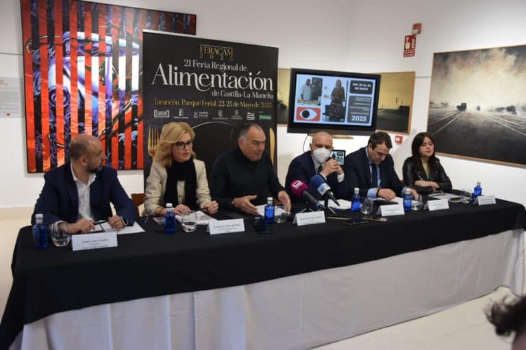 PRESENTACIÓN FERACAM (7)