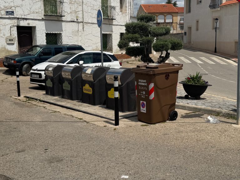 contenedor bajada al rio