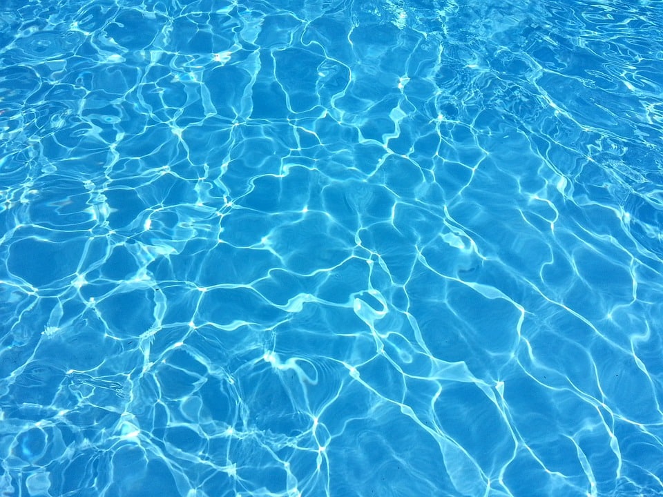 agua piscina
