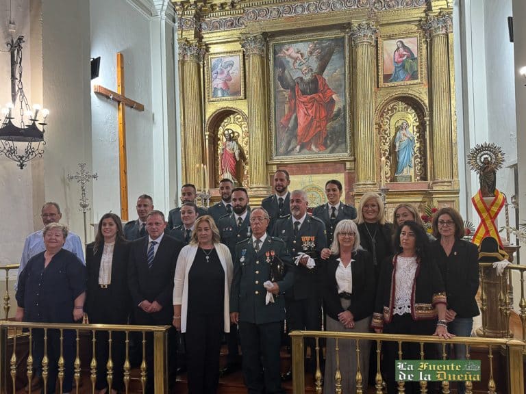 autoridades Misa Virgen del Pilar 2025