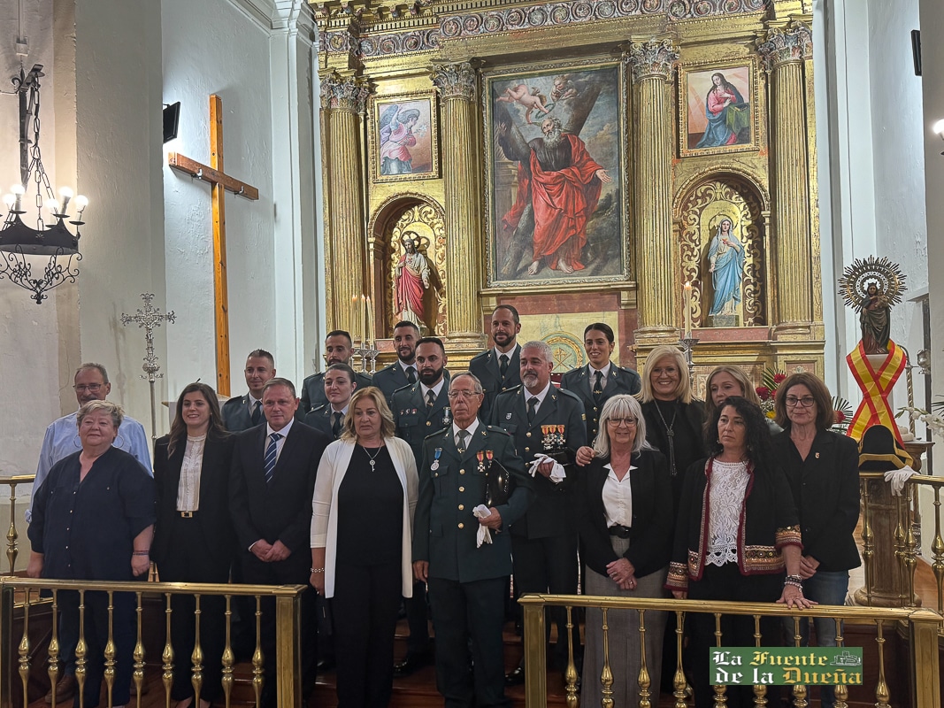 autoridades Misa Virgen del Pilar 2025